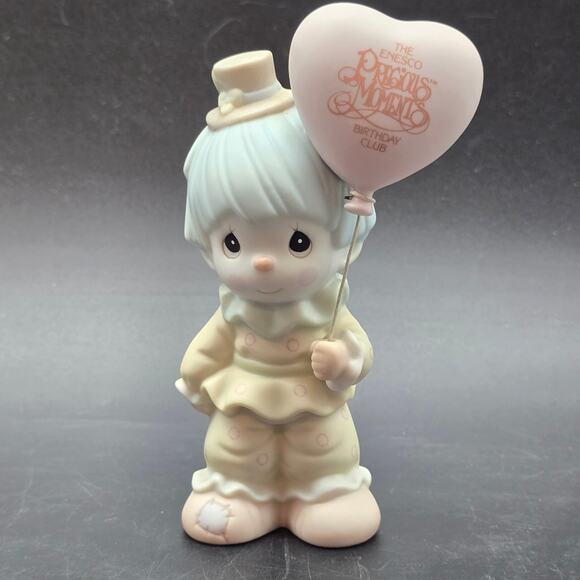 Precious Moments Clown Figurine with Heart Balloon Happiness Is Belonging 1993 - Picture 1 of 7